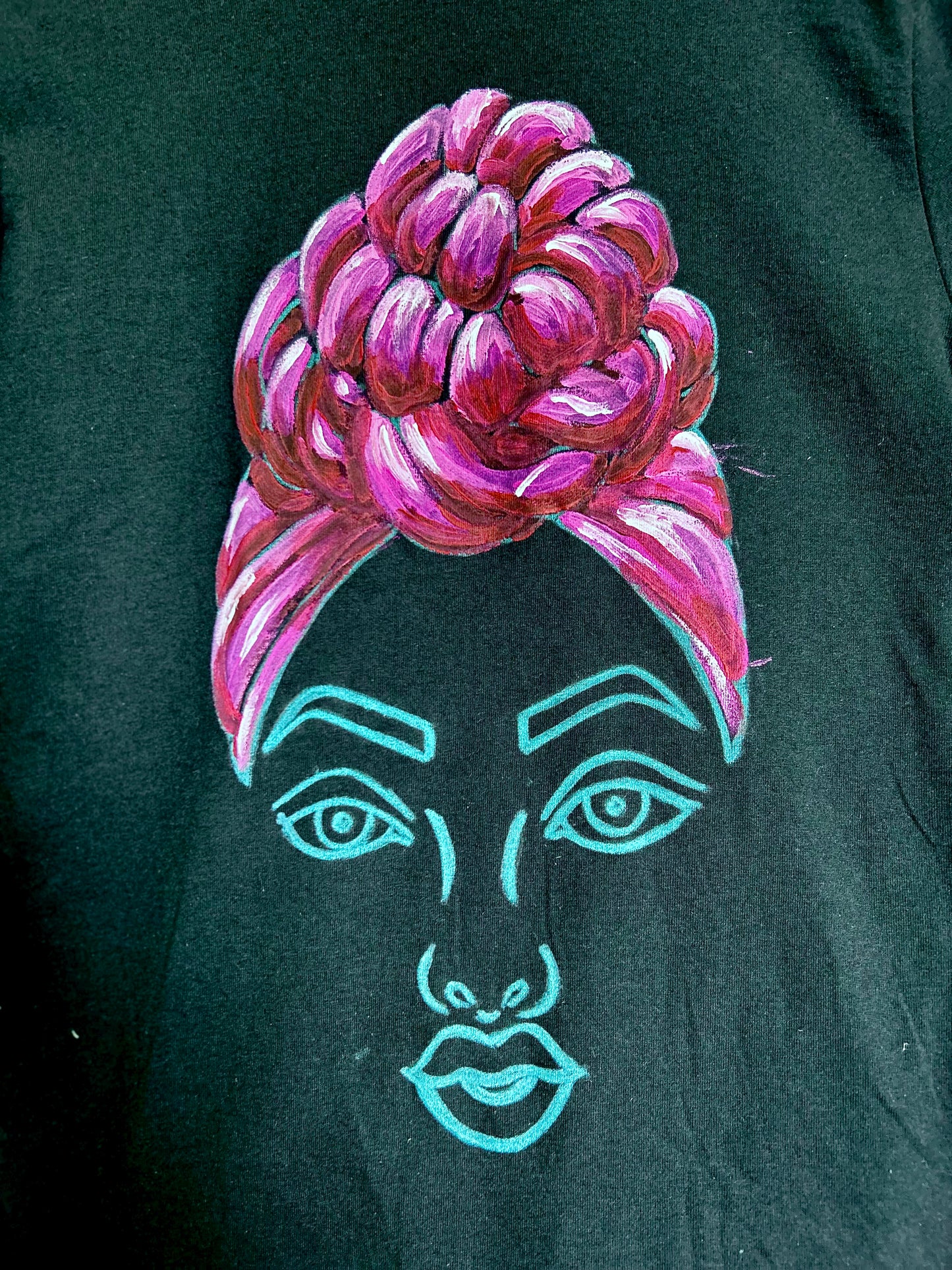 Headtie Queens Painted T-Shirts