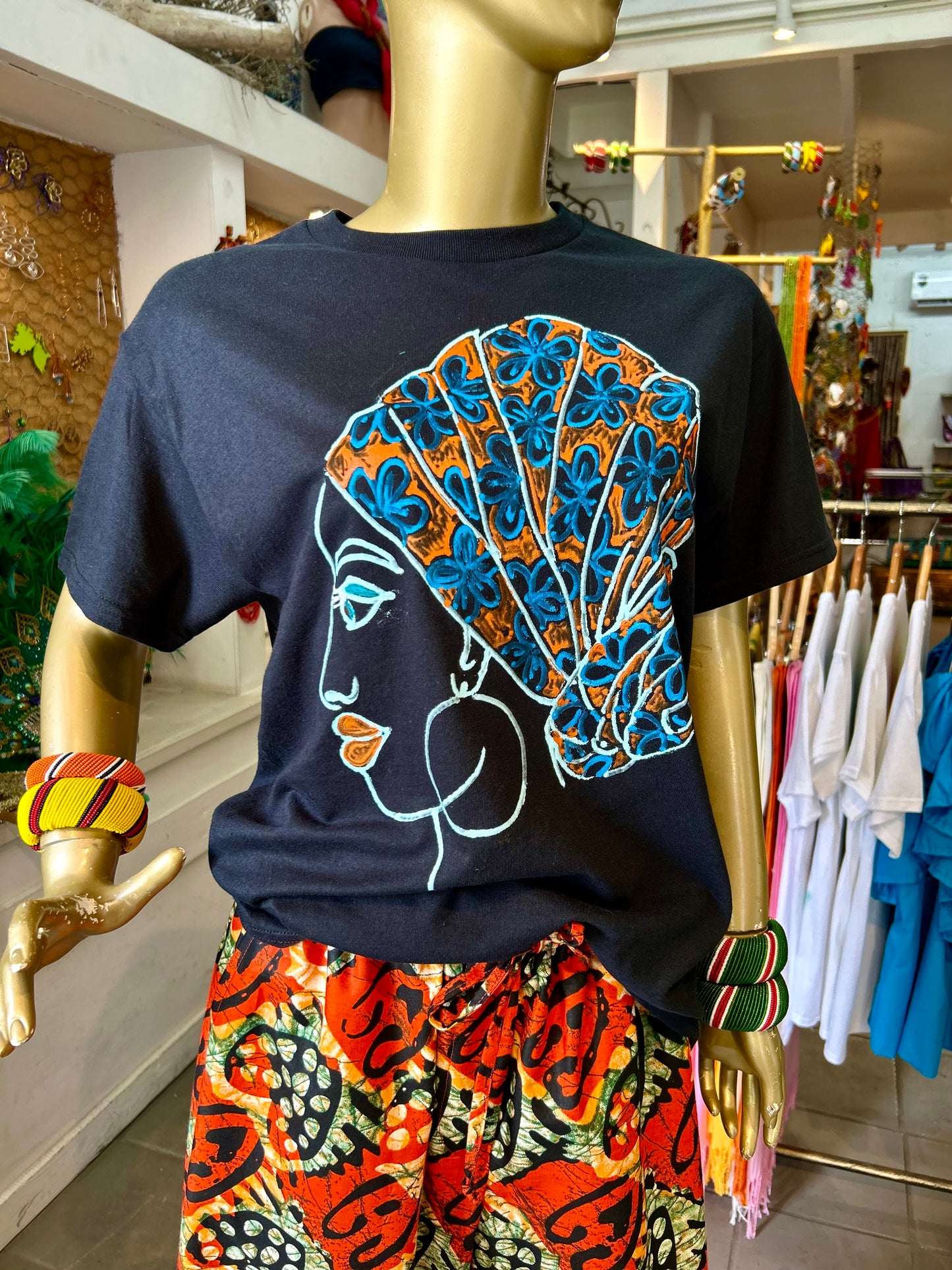 Headtie Queens Painted T-Shirts