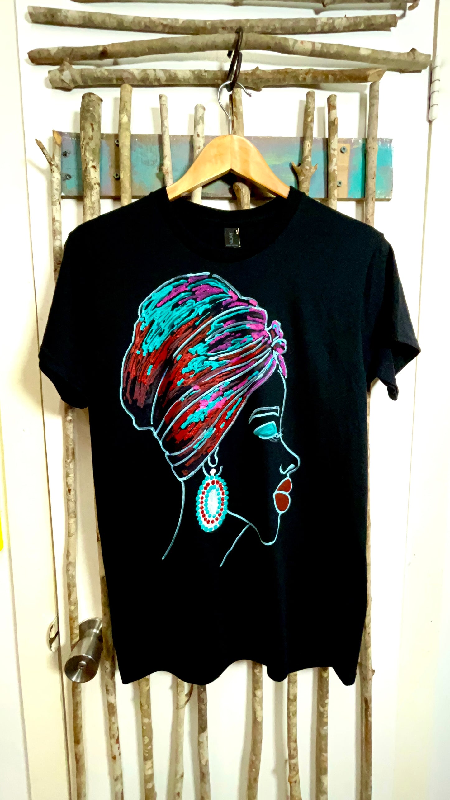 Headtie Queens Painted T-Shirts