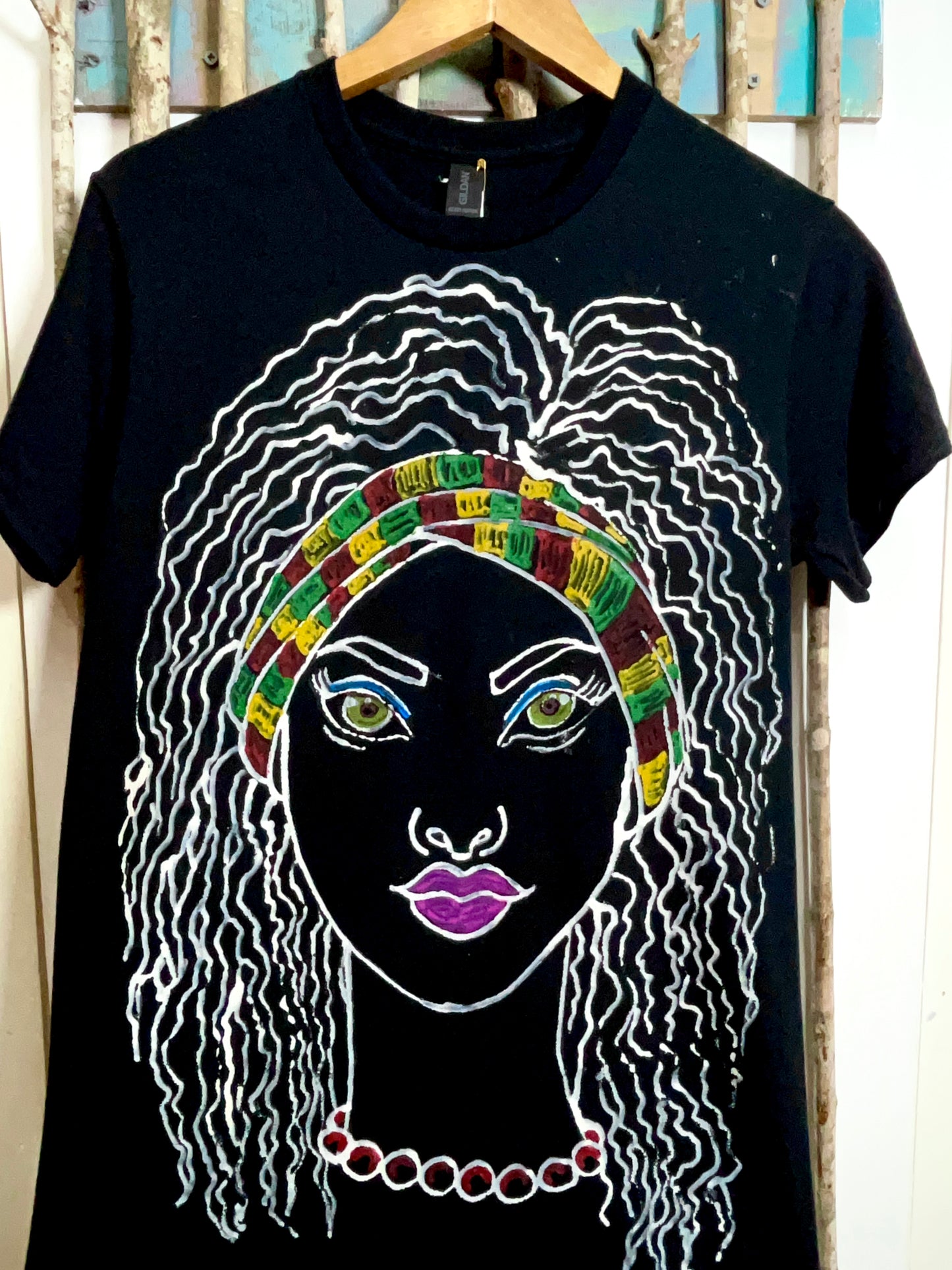 Headtie Queens Painted T-Shirts