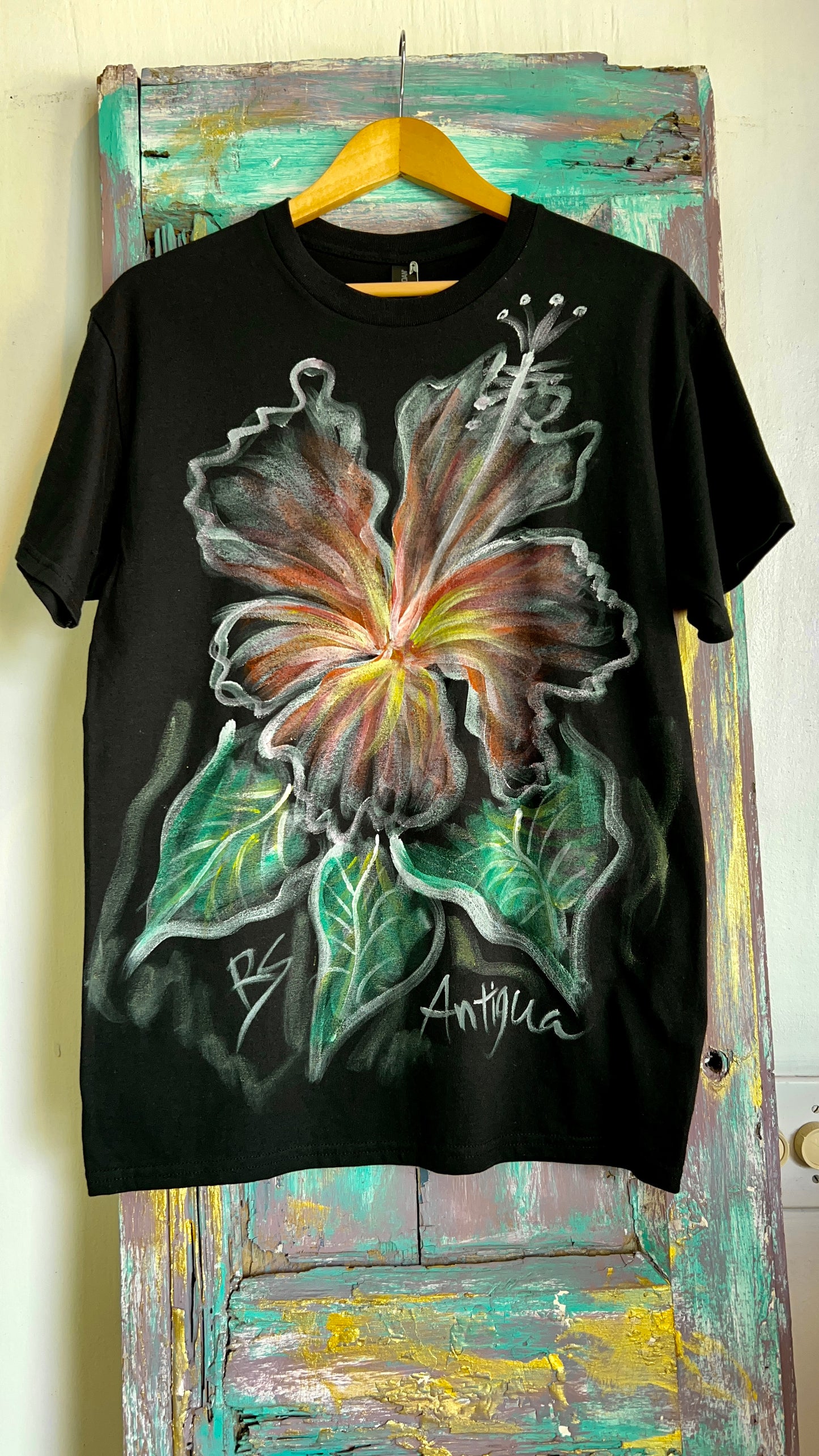 Hibiscus Painted T-Shirts